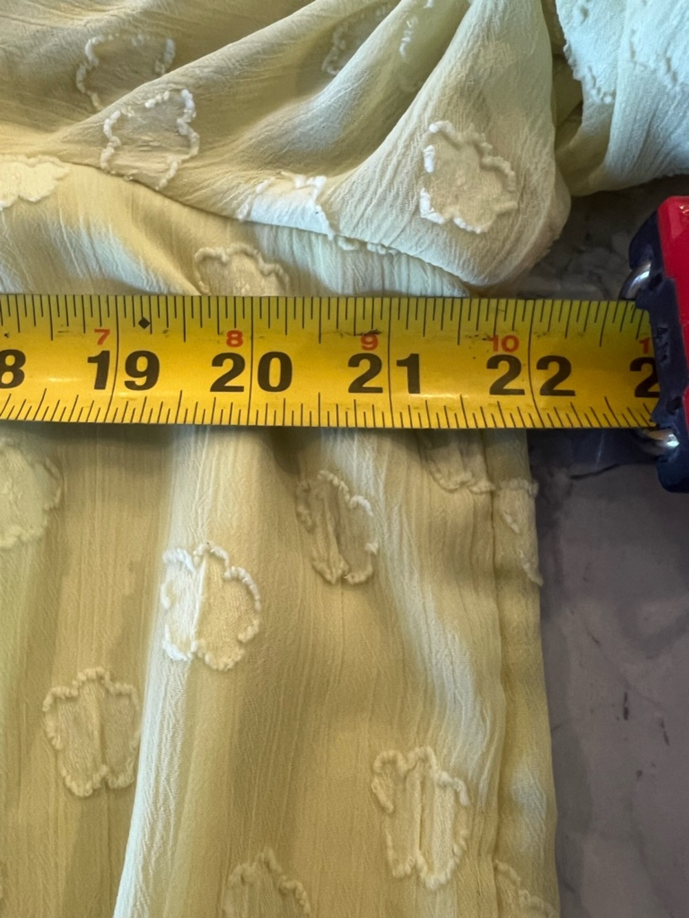 Lauren Conrad Yellow Floral Texture Peasant Top Boho L - Picture 5 of 6